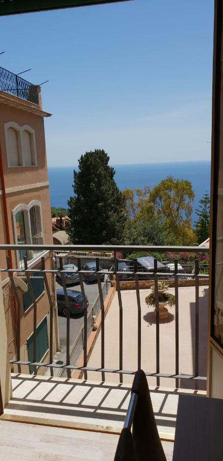 Bed and Breakfast Bella Taormina Exterior foto